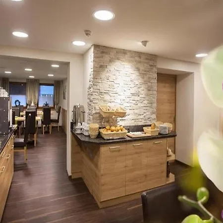 Hotel Garni Hanni *