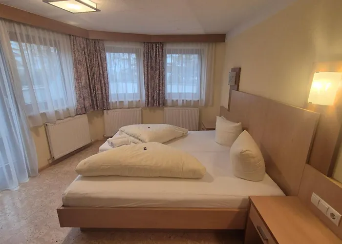 Garni Hanni * Λάνγκενφελντ